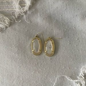 Kendra Scott Elle Gold Drop Earrings In Ivory Mother-Of-Pearl